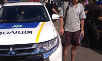 В Каменском 18-летние парни помогли задержать грабителя
