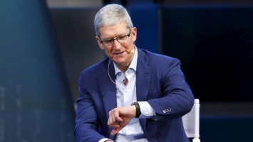 Apple Watch сделали нового лидера на рынке OLED