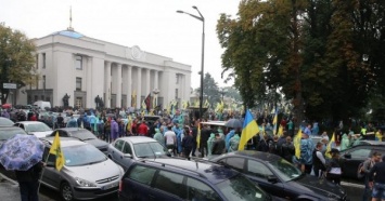 Прокурор-халявщик осудил владельцев "евроблях" за митинг в Киеве