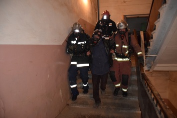 Николаевские спасатели пожаловались на устаревшие средства защиты дыхания личного состава