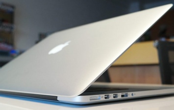 Apple попрощалась c дырявым MacBook