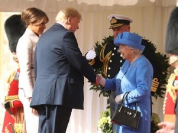 Трамп раскрыл подробности встречи с королевой Елизаветой II