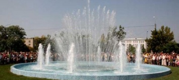 В Северодонецке у городских властей трубуют отремонтировать свето-музыкалного фонтан
