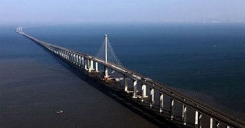 Крымского моста мало: в России планируют строить мост на остров Сахалин