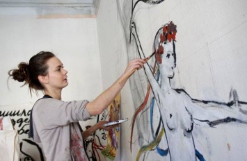Накануне смерти основательница Femen отметилась чудовищным кощунством