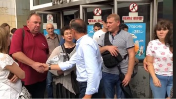 Олег Ляшко проехал в метро с охранником