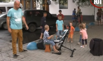 Самый молодой украинский барабанщик покорил публику с первого звука: видео