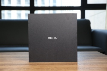 На анонс флагманских Meizu 16 и 16 Plus заманивают шампунем