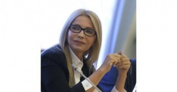 В сети активно комментируют новый наряд Тимошенко. ВИДЕО