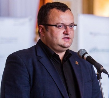 Черновицкий горсовет досрочно прекратил полномочия мэра