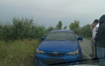 Недалеко от Скадовска сотрудники правоохранительных органов обнаружили угнанный автомобиль «Subaru Impreza»