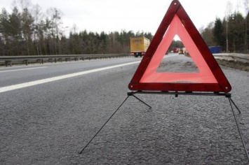 Водитель Volvo погиб при столкновении с фурой на трассе М-4 под Воронежем