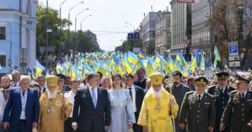 Крестный вещатель: Как украинское общественное телевидение стало частной лавочкой