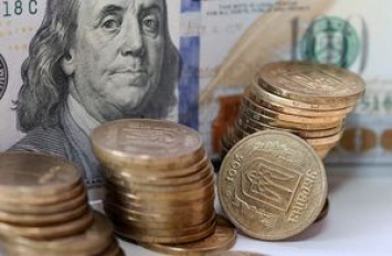 Доллар будет дорожать: кому и зачем нужна девальвация гривны?