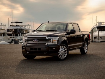 Ford F-150 Limited: роскошный интерьер и мощный двигатель