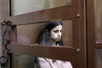 Блогер Лена Миро встала на защиту убивших отца сестер Хачатурян