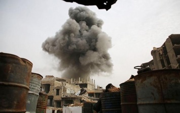 В Йемене при авиаударе погибли 55 человек