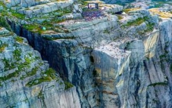 "Миссия невыполнима: Фолаут" показали на 600-метровой скале в Норвегии, где его и снимали