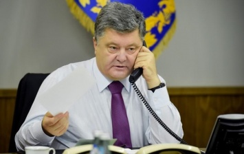 Порошенко поговорил с освобожденным из российской тюрьмы Костенко