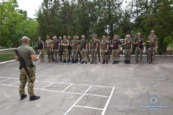Очередной отряд николаевских спецназовцев отправился в прифронтовую зону, чтобы сменить товарищей