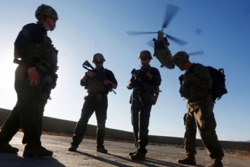 Смертник в Афганистане взорвал трех сотрудников НАТО