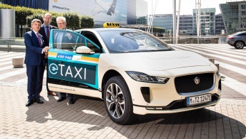 Электрический Jaguar I-Pace стал автомобилем такси в Германии