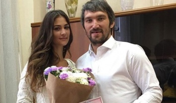 Анастасия Шубская опубликовала видео в бикини, чтобы «уесть» критиков