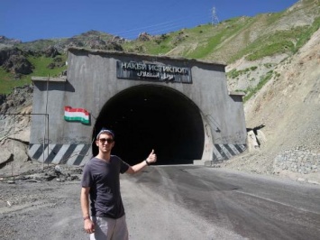 «Иностранцы боятся ехать»: Убийство путешественников из США сильно ударило по туризму в Таджикистане