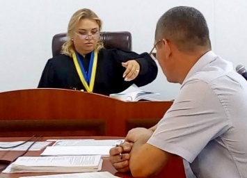 Отправленный в отставку мэр Южноукраинска не пришел в суд из-за угрозы покушения