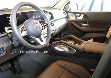 Вот таким будет интерьер нового Mercedes-Benz GLE