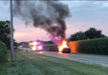 Несчастный блогер снял на видео, как сгорел его Dodge Challenger SRT Hellcat
