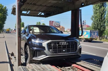 В Украине заметили самый дорогой автомобиль Audi