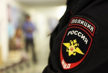 В Москве неизвестный ранил двух полицейских