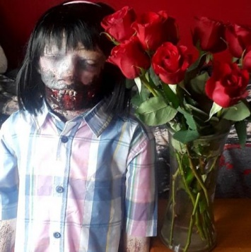 «Внебрачный секс»: Девушка хочет выйти замуж за жуткую зомби-куклу