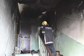 На Красном Кресте горела квартира в пятиэтажке