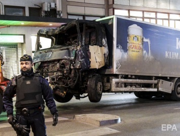 Швеция выгоняет из страны украинку, которая лишилась ноги во время теракта в Стокгольме в 2017 году