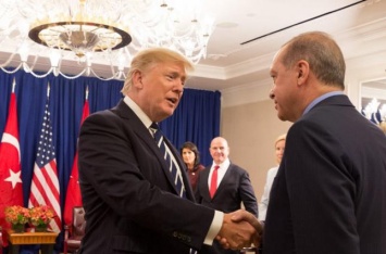 Турки стали заложниками соревнований эго Трампа и Эрдогана - The Economist