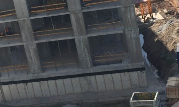 В Киеве вспыхнул новый строительный скандал: на Заболотного 5 тыс. инвесторов могут прогореть на ЖК «Метрополис»