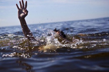 На запорожском курорте утонул ныряльщик