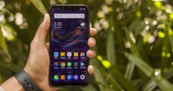 Xiaomi Poco F1 - смартфон с флагманскими характеристиками за 300 долларов