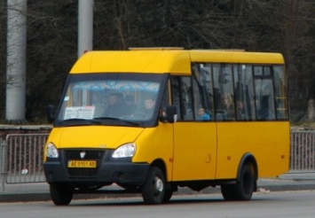 Как будут ездить маршутки и автобусы Днепра во время перекрытия Сичеславской Набережной на День Независимости?