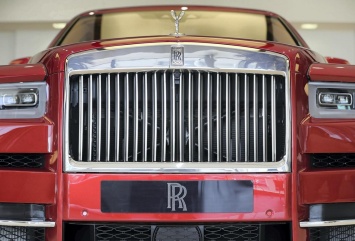 Названа цена внедорожника Rolls-Royce Cullinan в Украине