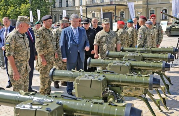 В центре Киева открылась выставка украинского вооружения и военной техники