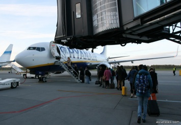 Ryanair введет значительные ограничения на бесплатный провоз ручной клади