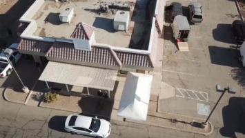 В США в подвале ресторана обнаружили вход в "наркотический" тоннель в Мексику