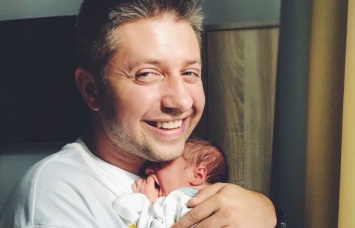 Звезда «Дизель Шоу» Александр Бережок рассекретил необычное имя своего новорожденного сына