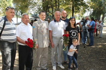 В честь 55-летия Западного Донбасса засветилась лампа Вольфа в Павлограде