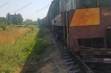 В Бердянске тепловоз сбил пьяного мужчину (фото)