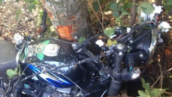 В Ровенской области подростки разбились на мотоцикле