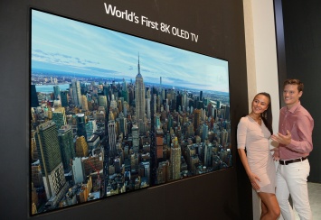 LG показала первый в мире OLED-телевизор с разрешением 8K